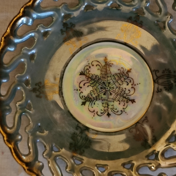 Vintage Tea Cup and Saucer - Picture 2 of 5